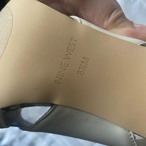 Nine West high heal pumps